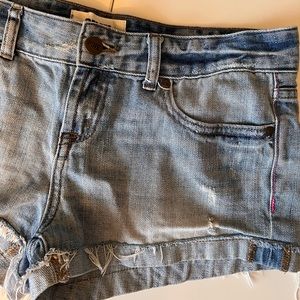 Boyfriend fit jean shorts
